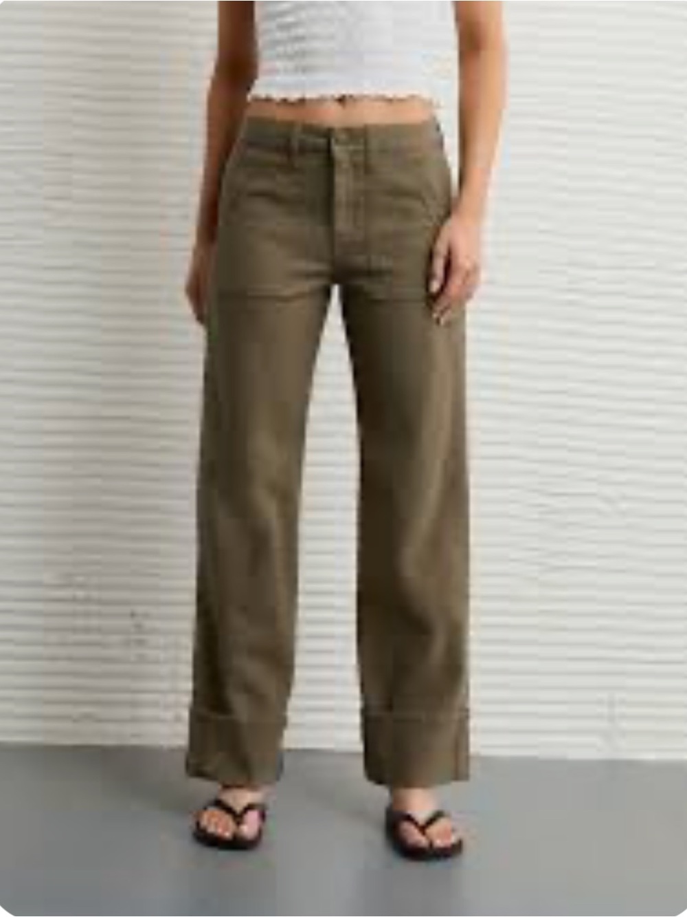 000 American Eagle Outfitters stovepipe in Olive Green 000